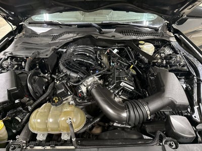 2016 Ford Mustang V6
