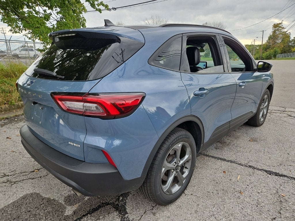 2025 Ford Escape ST-Line Select