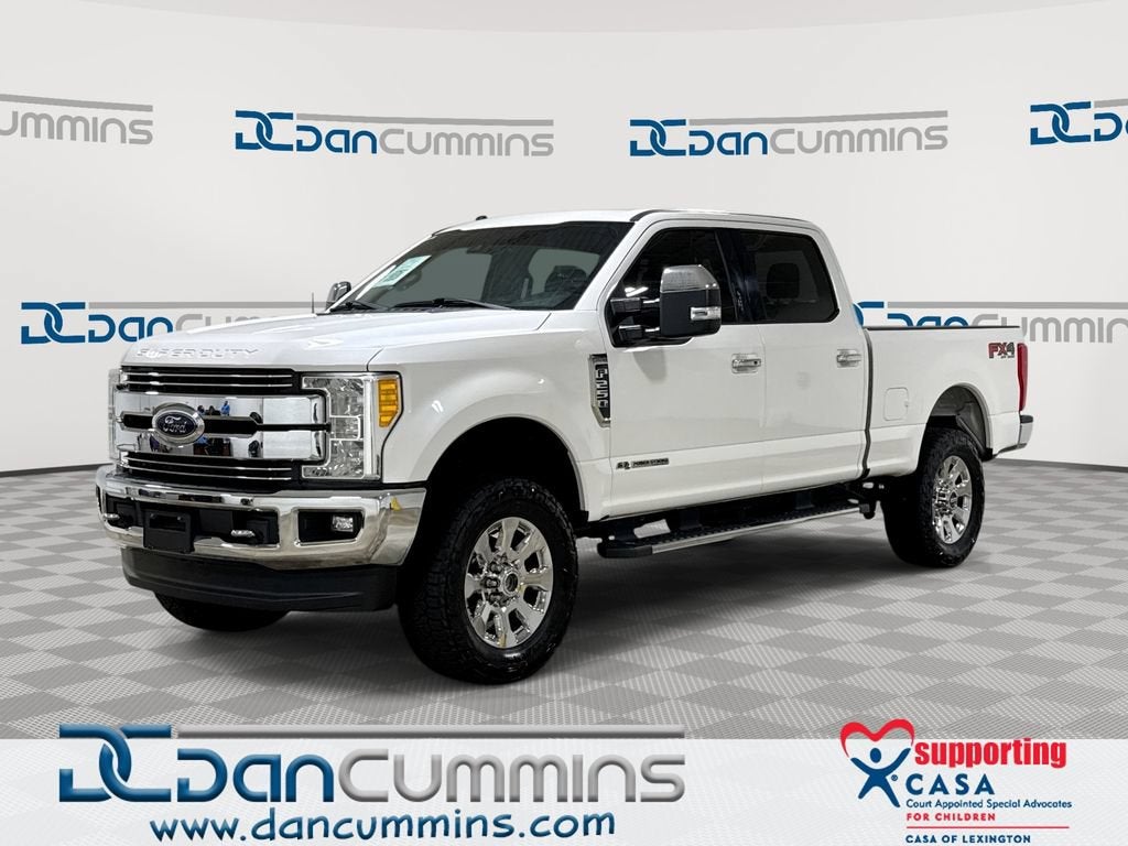 2017 Ford Super Duty F-250 SRW Lariat