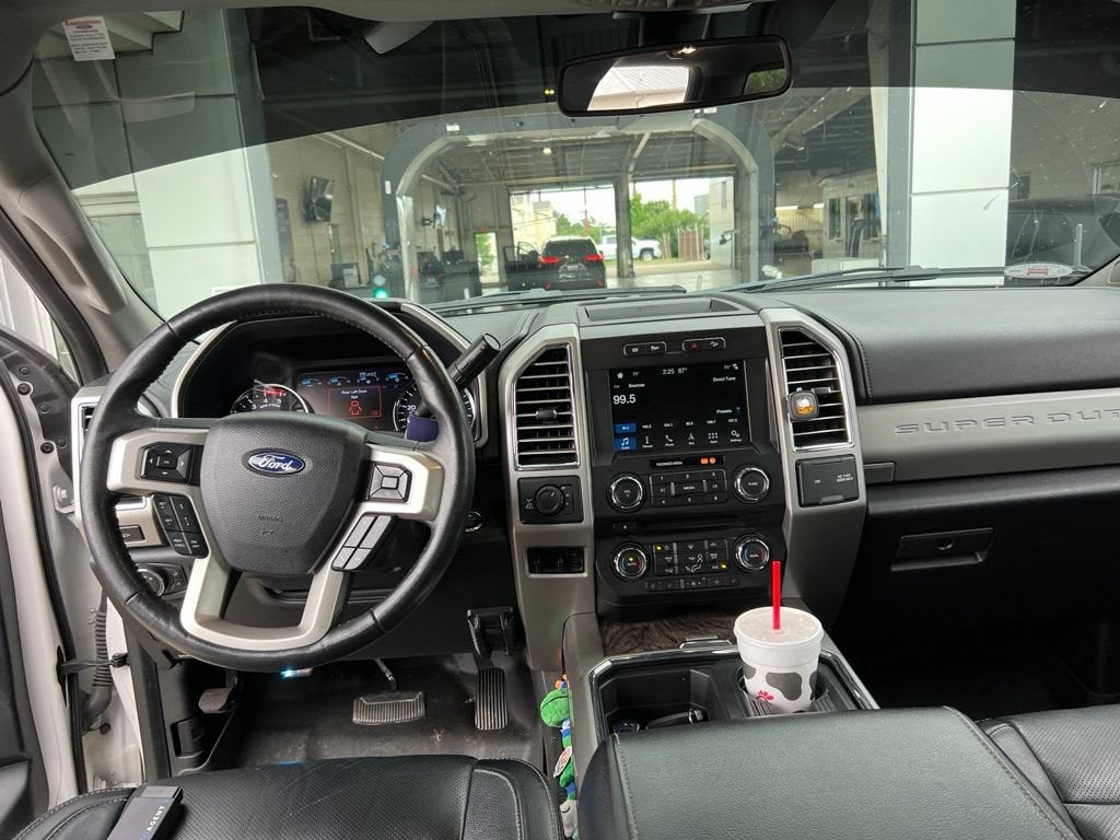 2017 Ford Super Duty F-250 SRW Lariat