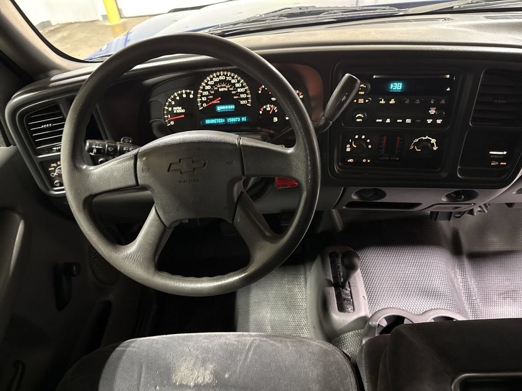 2004 Chevrolet Silverado 1500 Reg Cab 119.0" WB 4WD