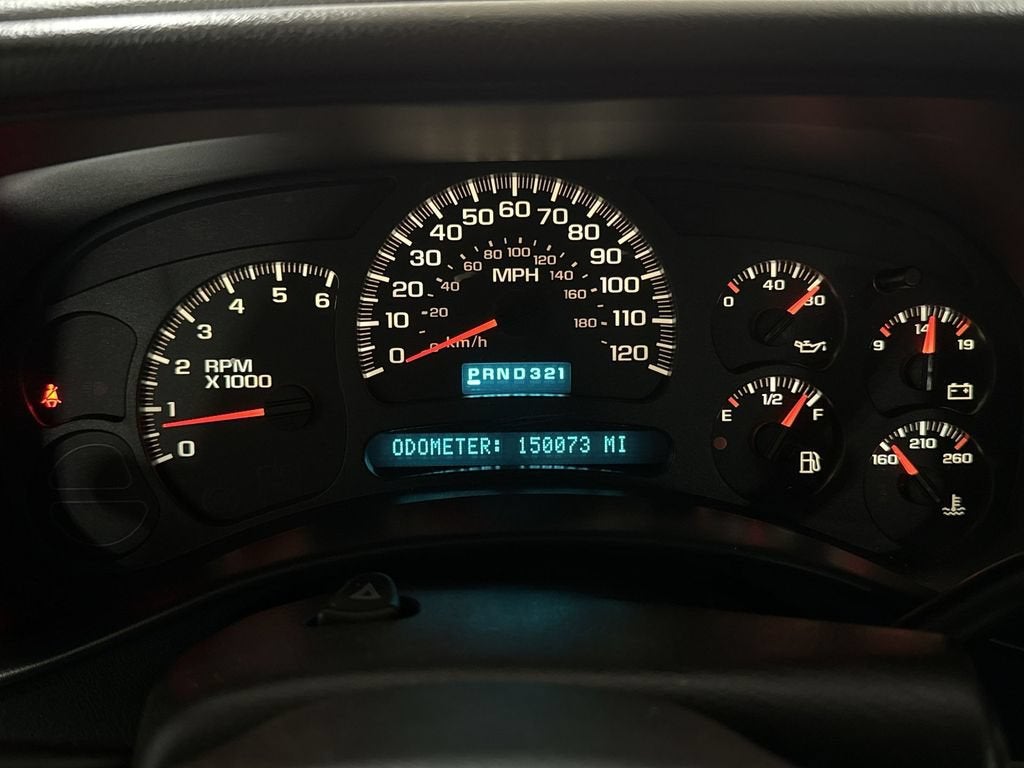 2004 Chevrolet Silverado 1500 Reg Cab 119.0" WB 4WD