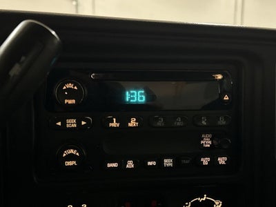 2004 Chevrolet Silverado 1500 Reg Cab 119.0" WB 4WD