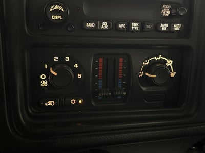 2004 Chevrolet Silverado 1500 Reg Cab 119.0" WB 4WD
