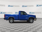 2004 Chevrolet Silverado 1500 Reg Cab 119.0" WB 4WD