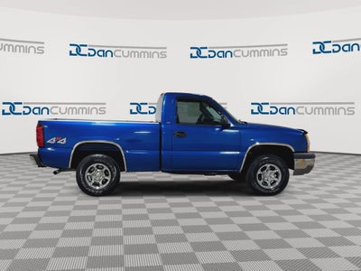 2004 Chevrolet Silverado 1500 Reg Cab 119.0" WB 4WD