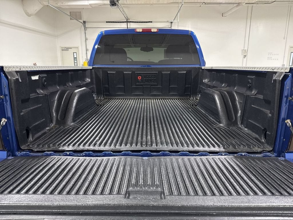 2004 Chevrolet Silverado 1500 Reg Cab 119.0" WB 4WD
