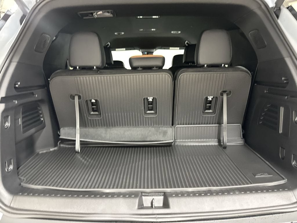 2027 Chevrolet Traverse Z71 - Photo 25