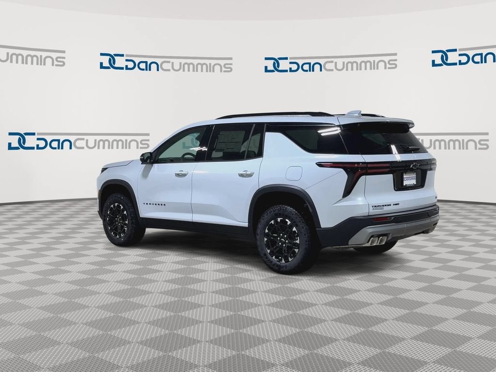 2027 Chevrolet Traverse Z71 - Photo 6