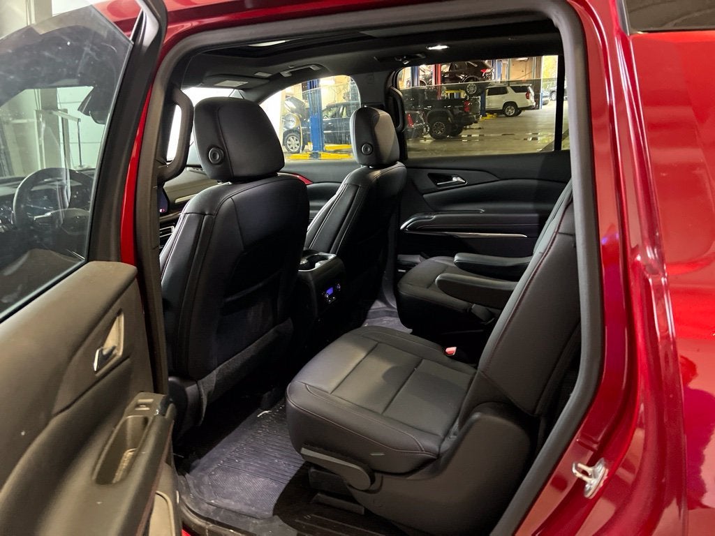 2025 Chevrolet Traverse Z71