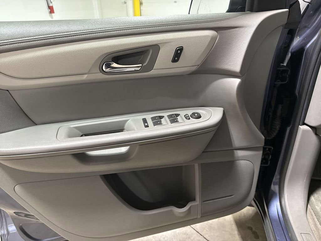 2014 Chevrolet Traverse LS