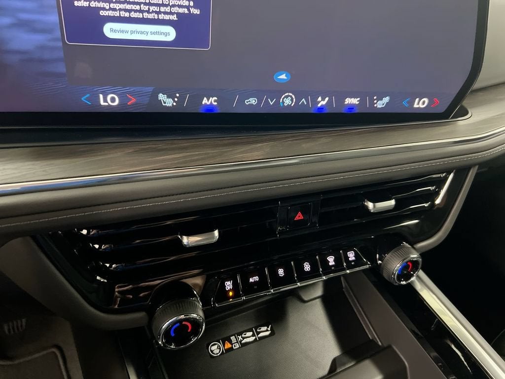 2026 Chevrolet Tahoe Z71 - Photo 17