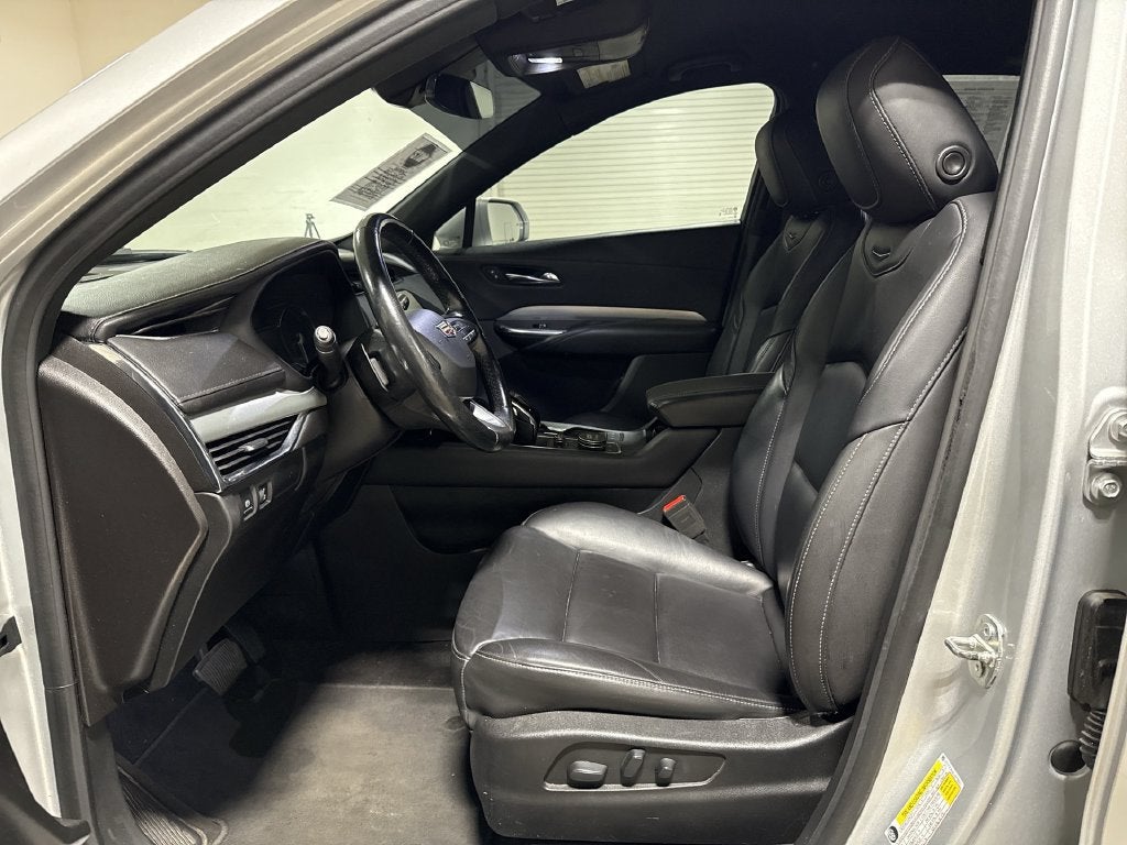 2020 Cadillac XT4 FWD Premium Luxury