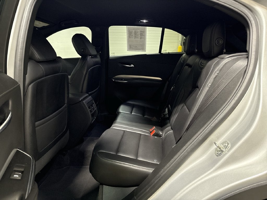 2020 Cadillac XT4 FWD Premium Luxury