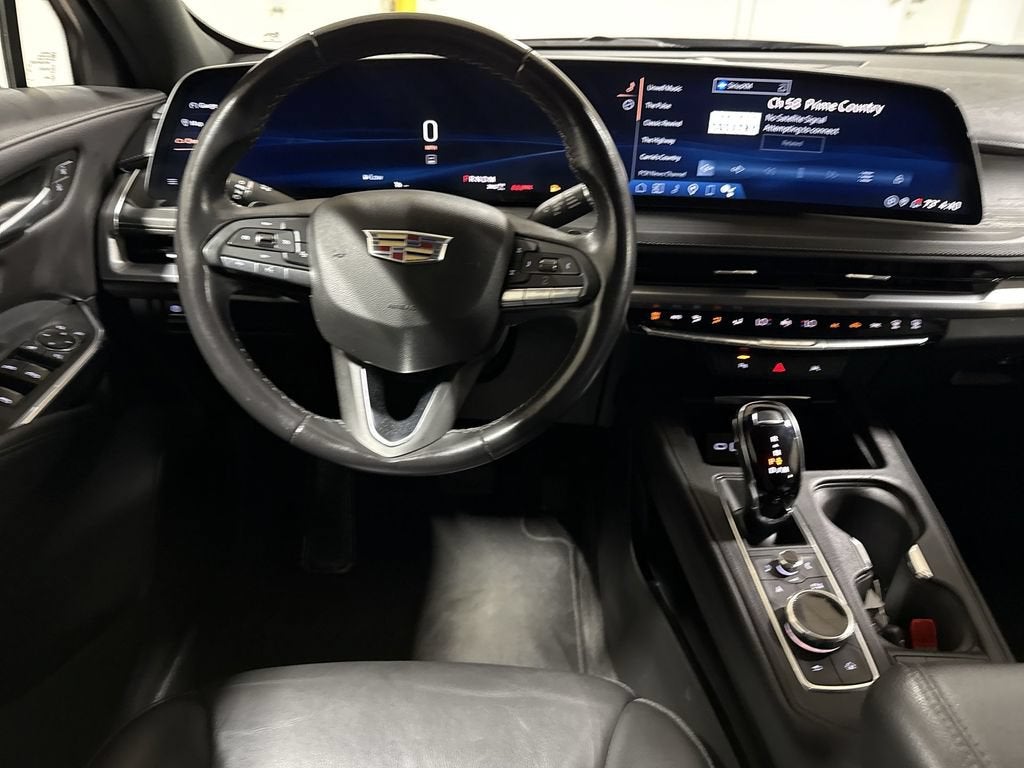 2024 Cadillac XT4 Premium Luxury
