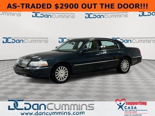 2003 Lincoln Town Car Signature