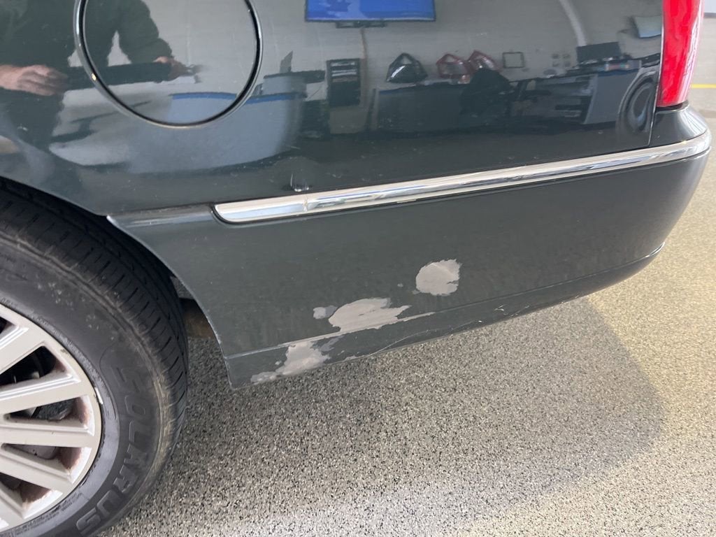 2003 Lincoln Town Car Signature