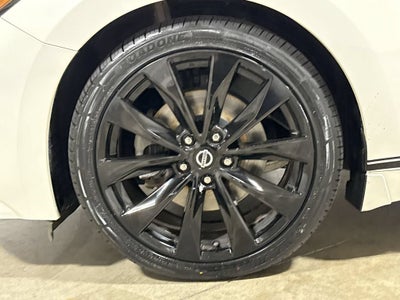 2019 Nissan Maxima SR