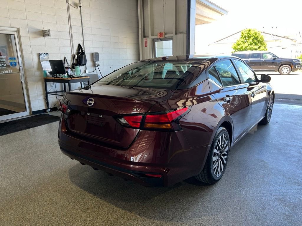 2023 Nissan Altima 2.5 SV