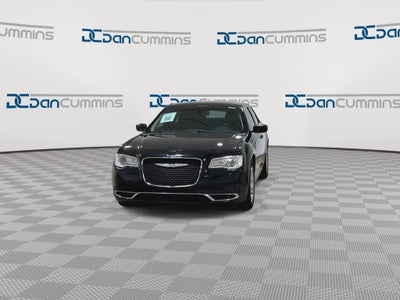 2018 Chrysler 300 Touring L
