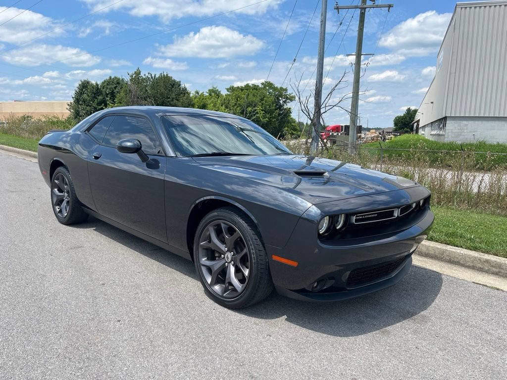 2018 Dodge Challenger SXT Plus