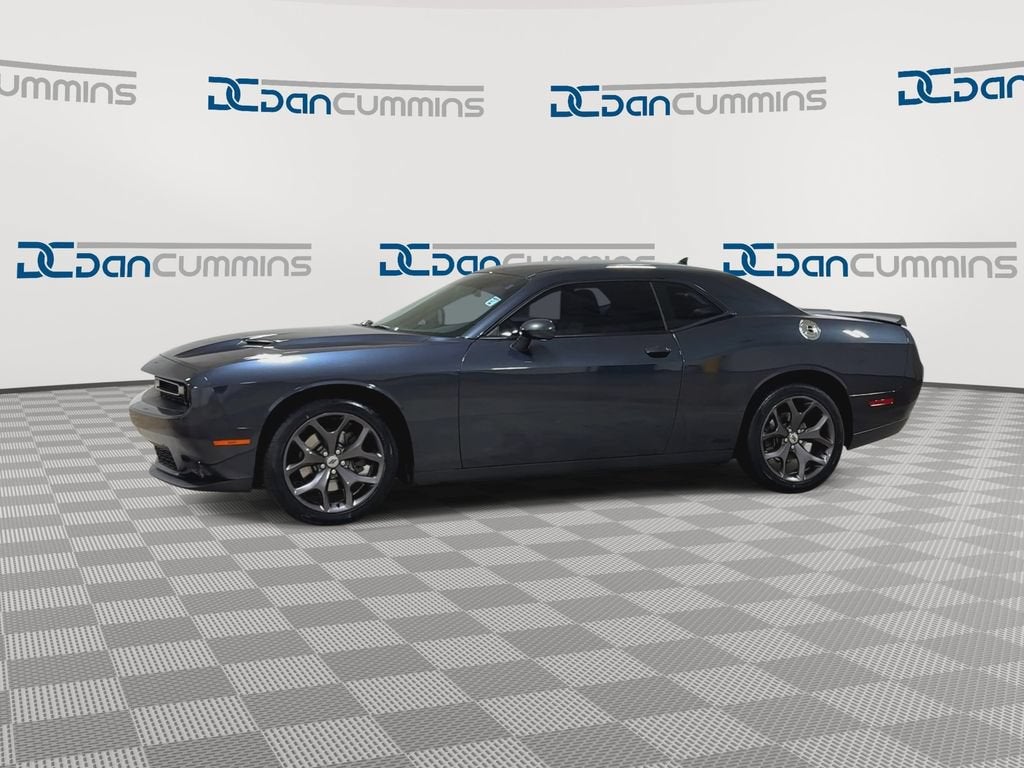 2018 Dodge Challenger SXT Plus