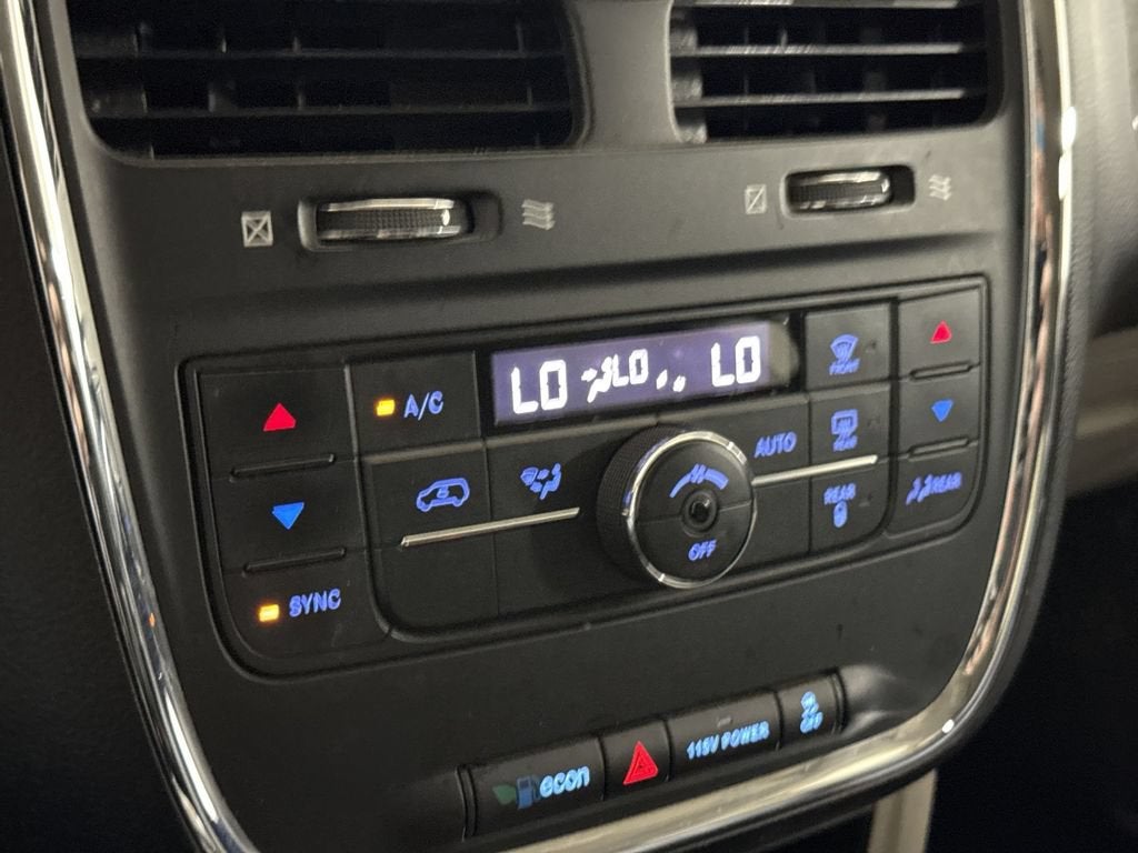 2014 Chrysler Town & Country Touring