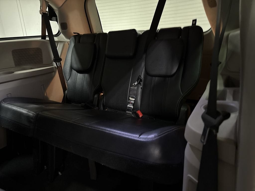2014 Chrysler Town & Country Touring