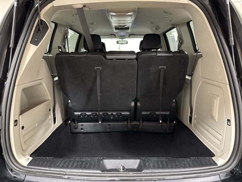 2014 Chrysler Town & Country Touring