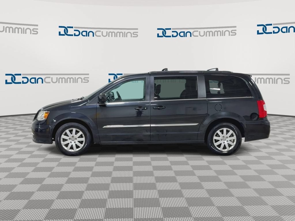 2014 Chrysler Town & Country Touring