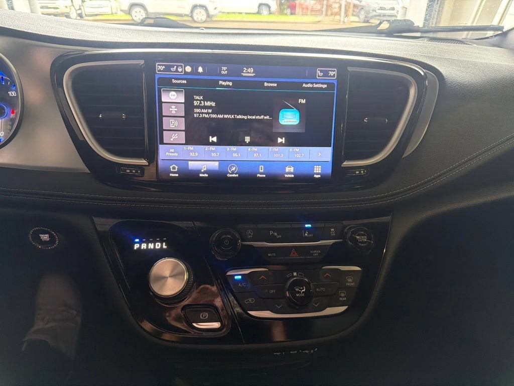 2021 Chrysler Pacifica Touring L