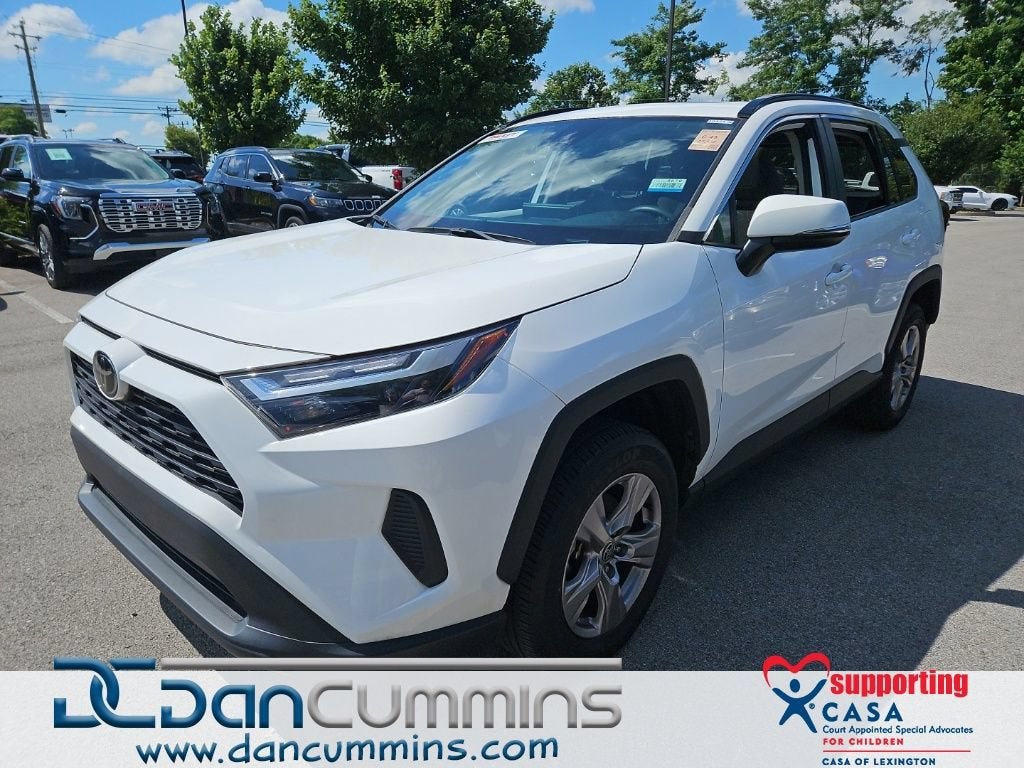 2023 Toyota RAV4 XLE