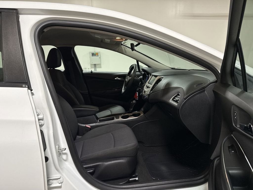 2017 Chevrolet Cruze LS