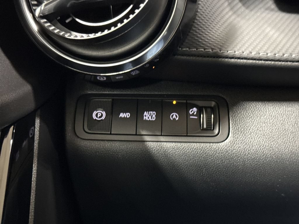 2027 Chevrolet Equinox LT - Photo 19