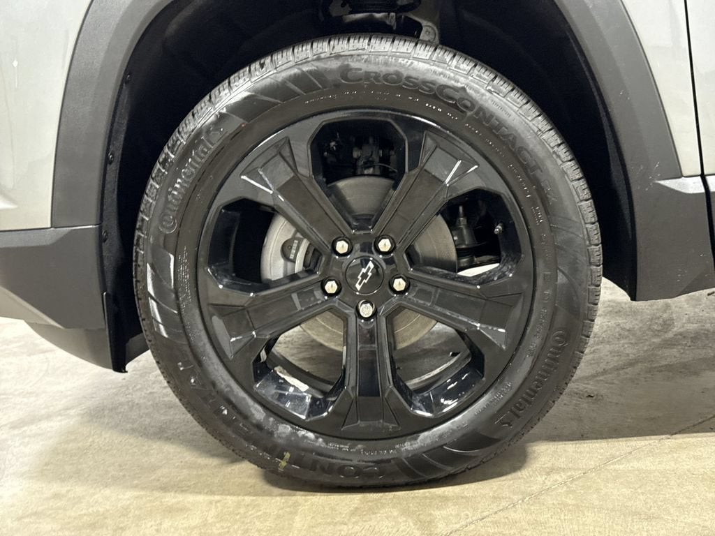 2027 Chevrolet Equinox LT - Photo 27