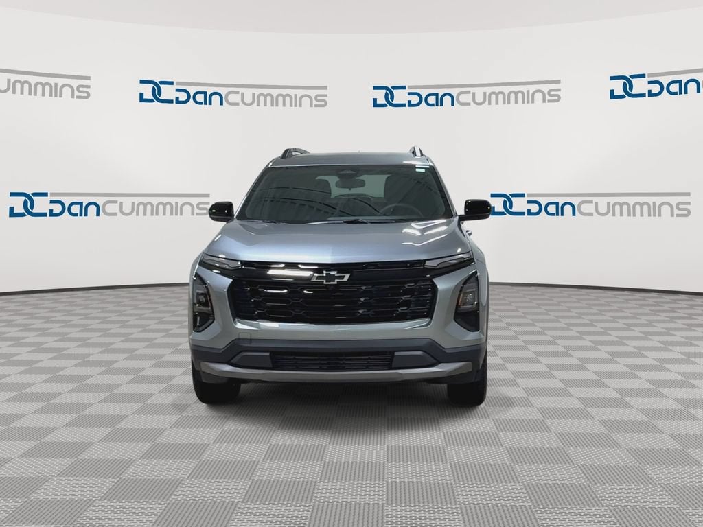 2027 Chevrolet Equinox LT - Photo 3