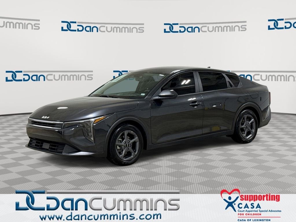 2025 Kia K4 LXS AT's photo