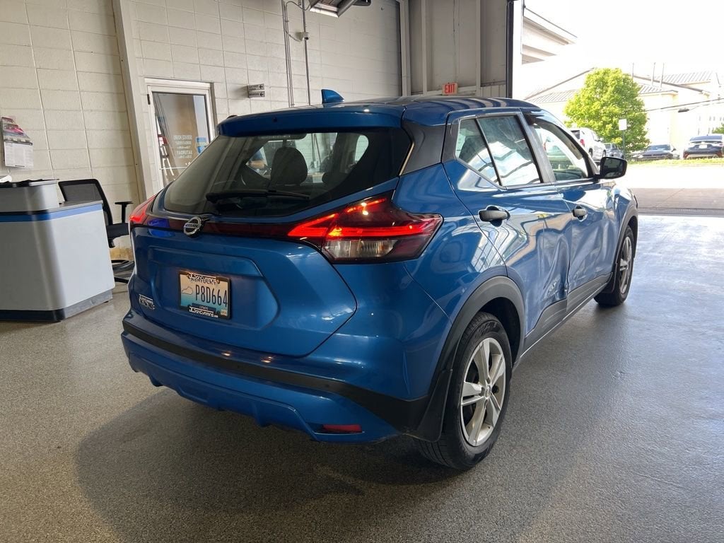2021 Nissan Kicks S