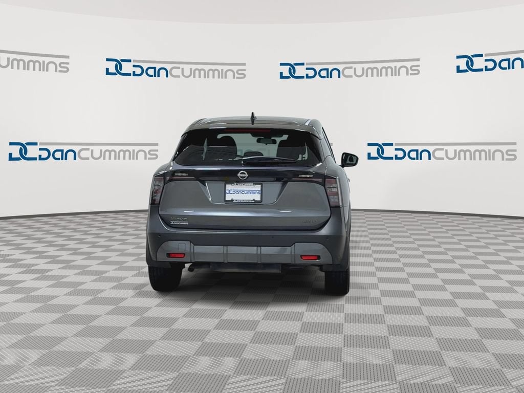 2025 Nissan Kicks SV