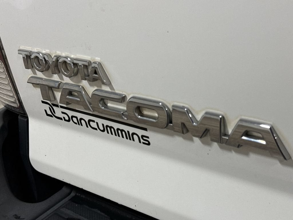 2015 Toyota Tacoma 4WD Double Cab LB V6 AT (Natl)