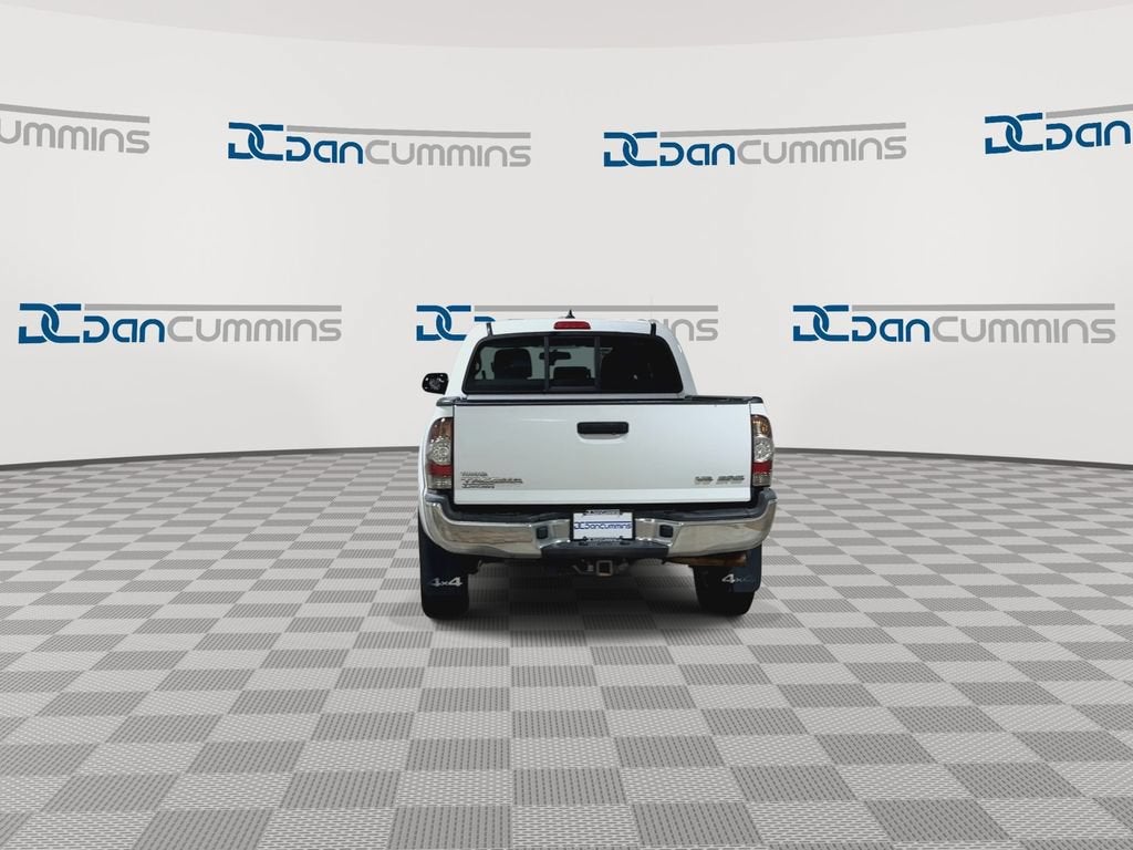 2015 Toyota Tacoma 4WD Double Cab LB V6 AT (Natl)