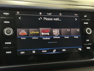 2022 Volkswagen Taos SE