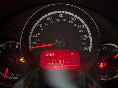 2013 Volkswagen Beetle Convertible 2.0T