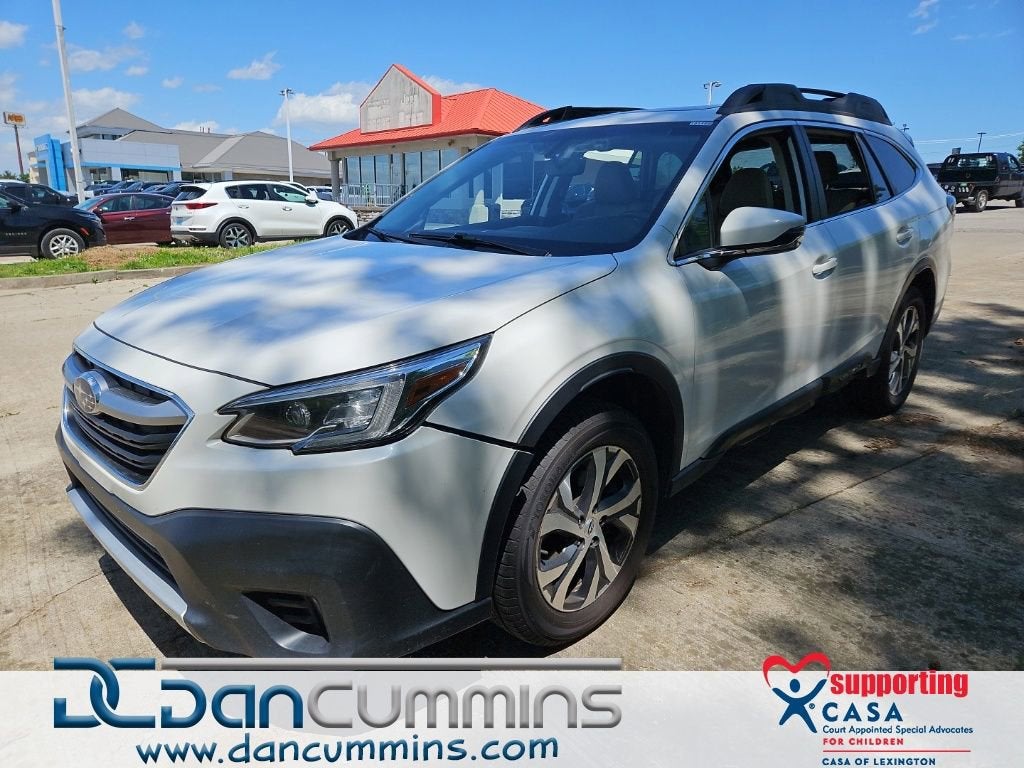 2022 Subaru Outback Limited's photo