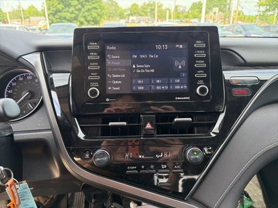 2022 Toyota Camry SE