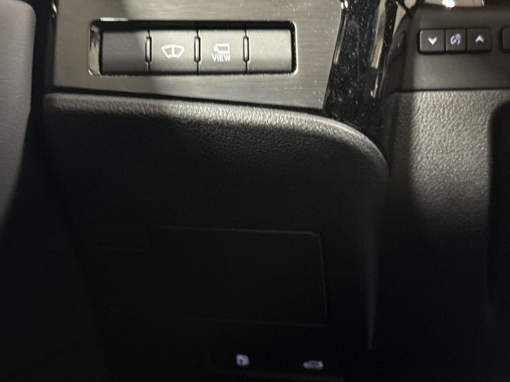 2023 Lexus ES ES 350 F SPORT Handling