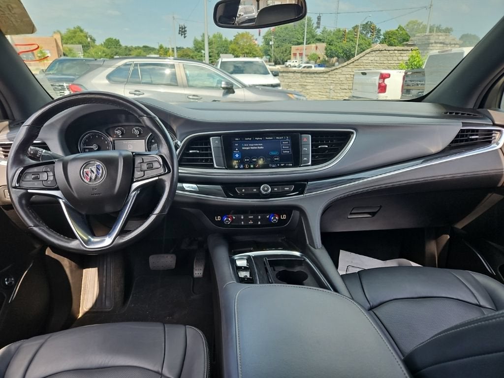 2023 Buick Enclave Essence