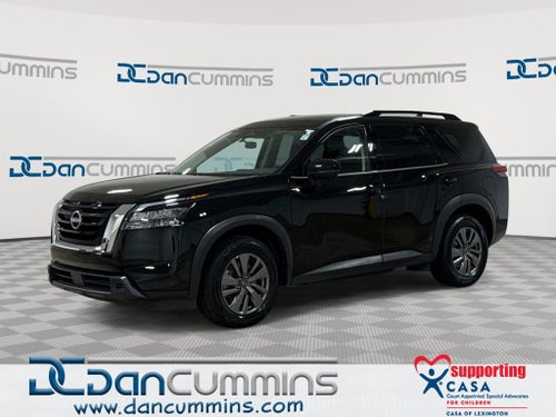 2025 Nissan Pathfinder SV