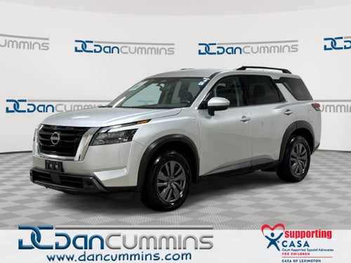 2024 Nissan Pathfinder SV