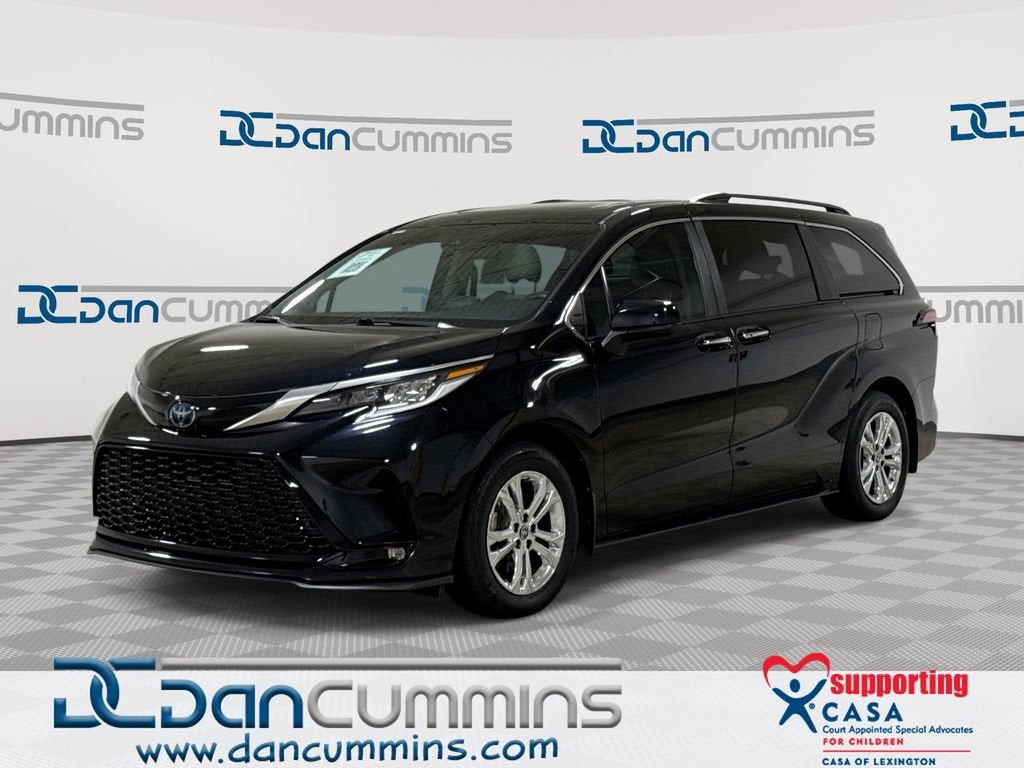 2023 Toyota Sienna XSE